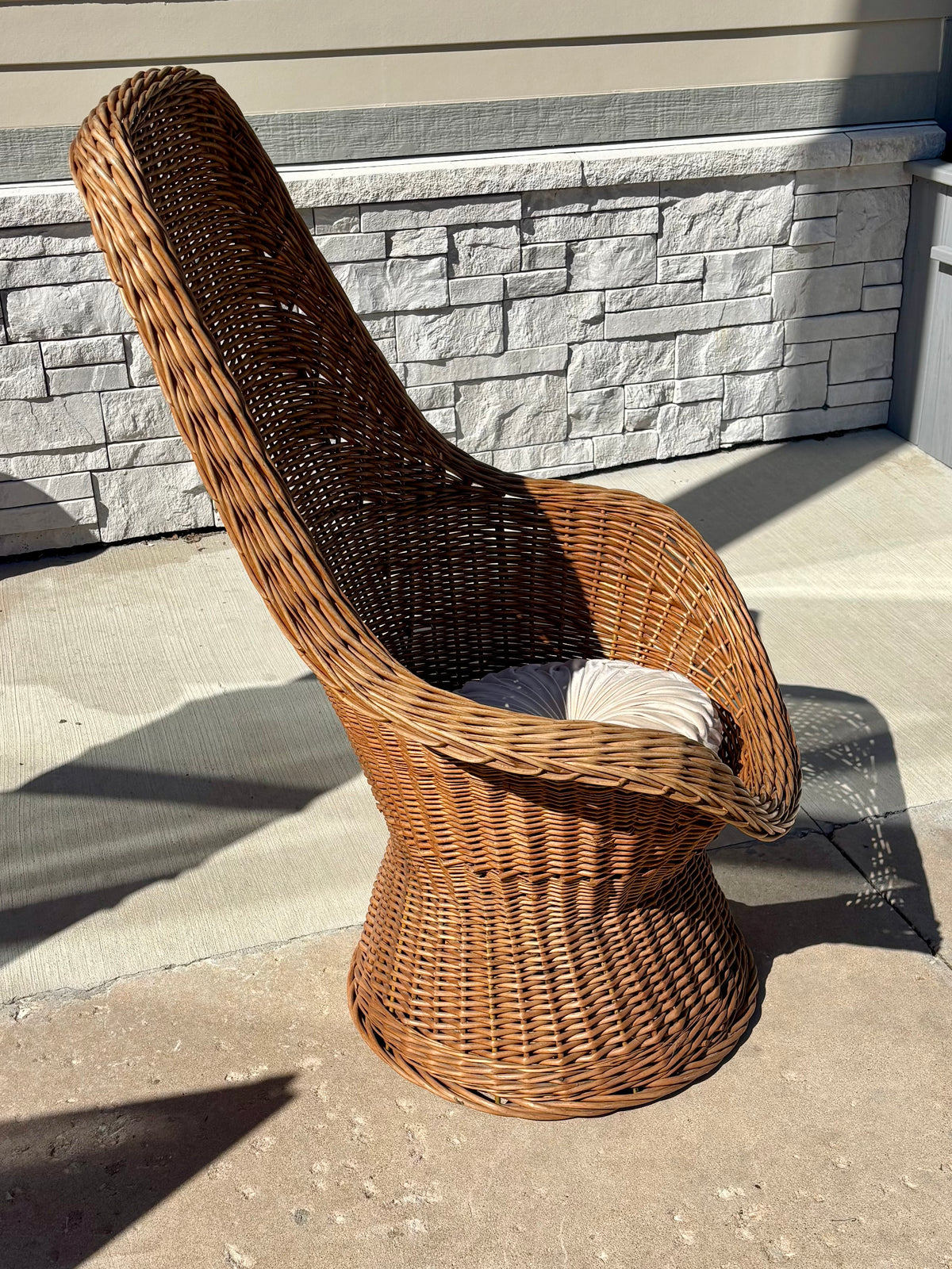 High-Back Wicker Pod Chair with Reversible Cushion