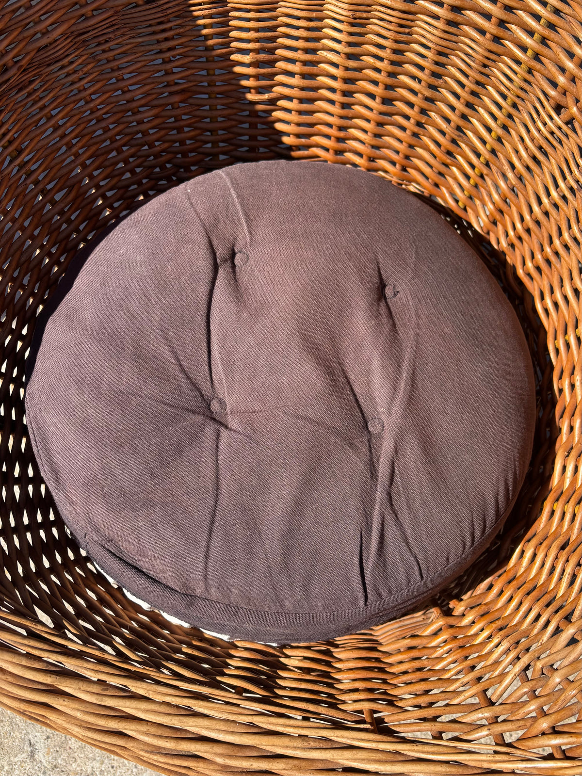 High-Back Wicker Pod Chair with Reversible Cushion
